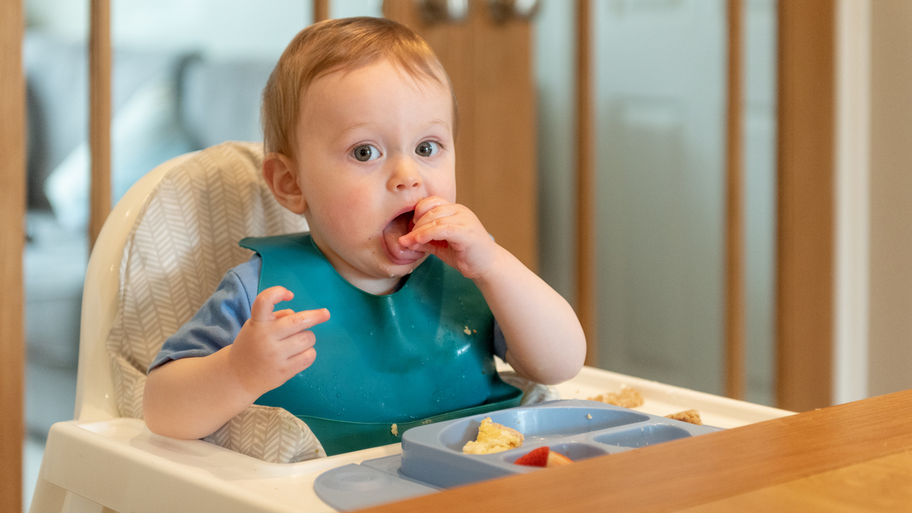 הנקה והאכלה