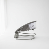 מאסטלה 4 ב-1 – נדנדה חשמלית וטרמפולינה עם מגש אוכל נשלף