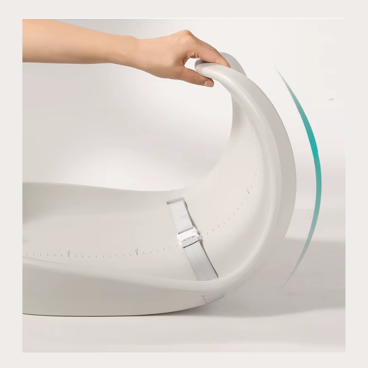 משטח החתלה מסיליקון גדול  עם חגורות צבע בז