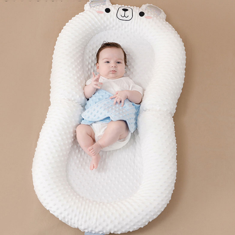 בייבי נסט מיניגו דמויות צבעוניות  / BABY NEST