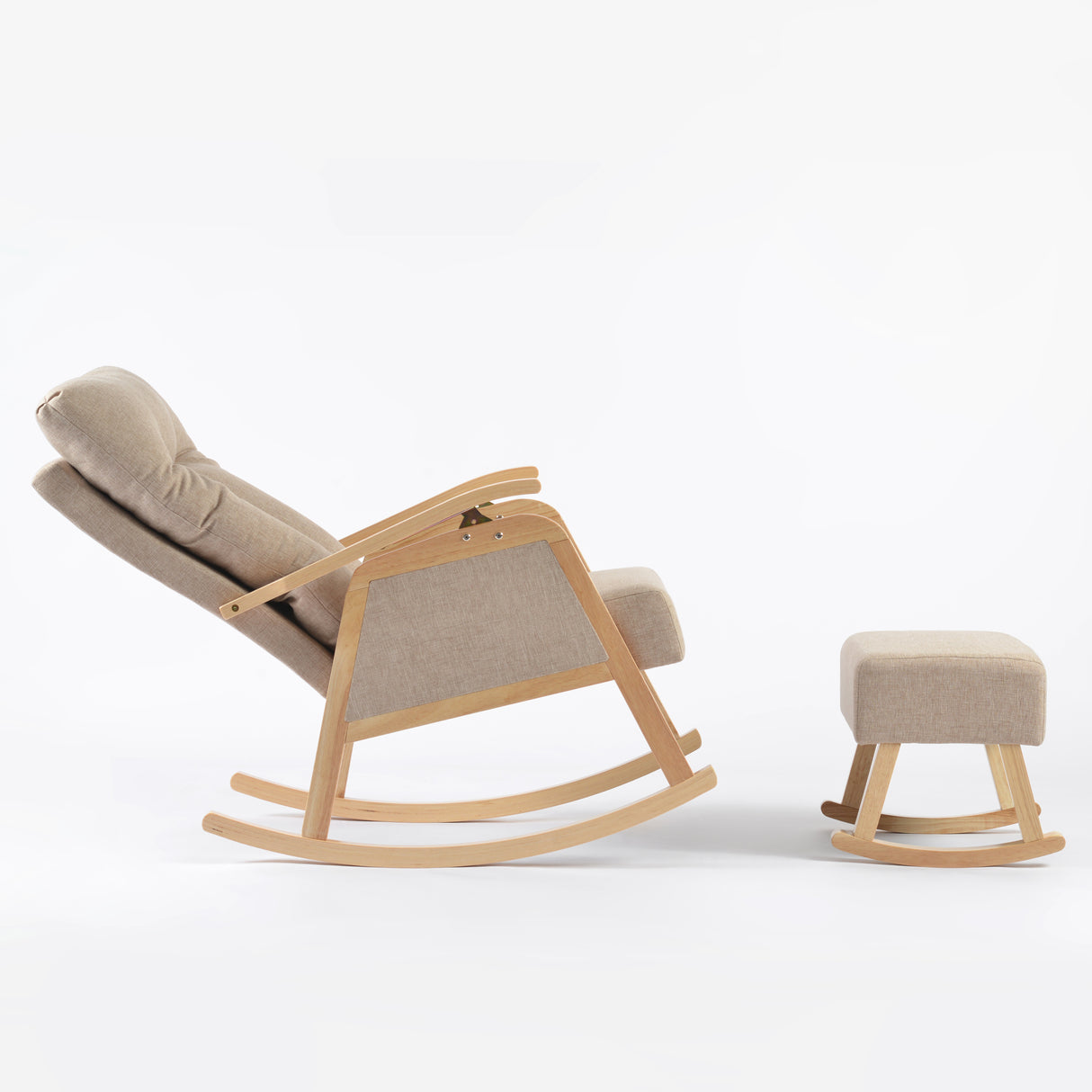 כורסאת הנקה נדנדה בז’ עם גב מתכוונן והדום מתנדנד